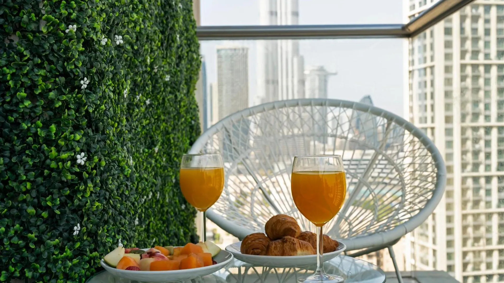 Prime Location - Amazing Burj Khalifa View Apartment Dubai