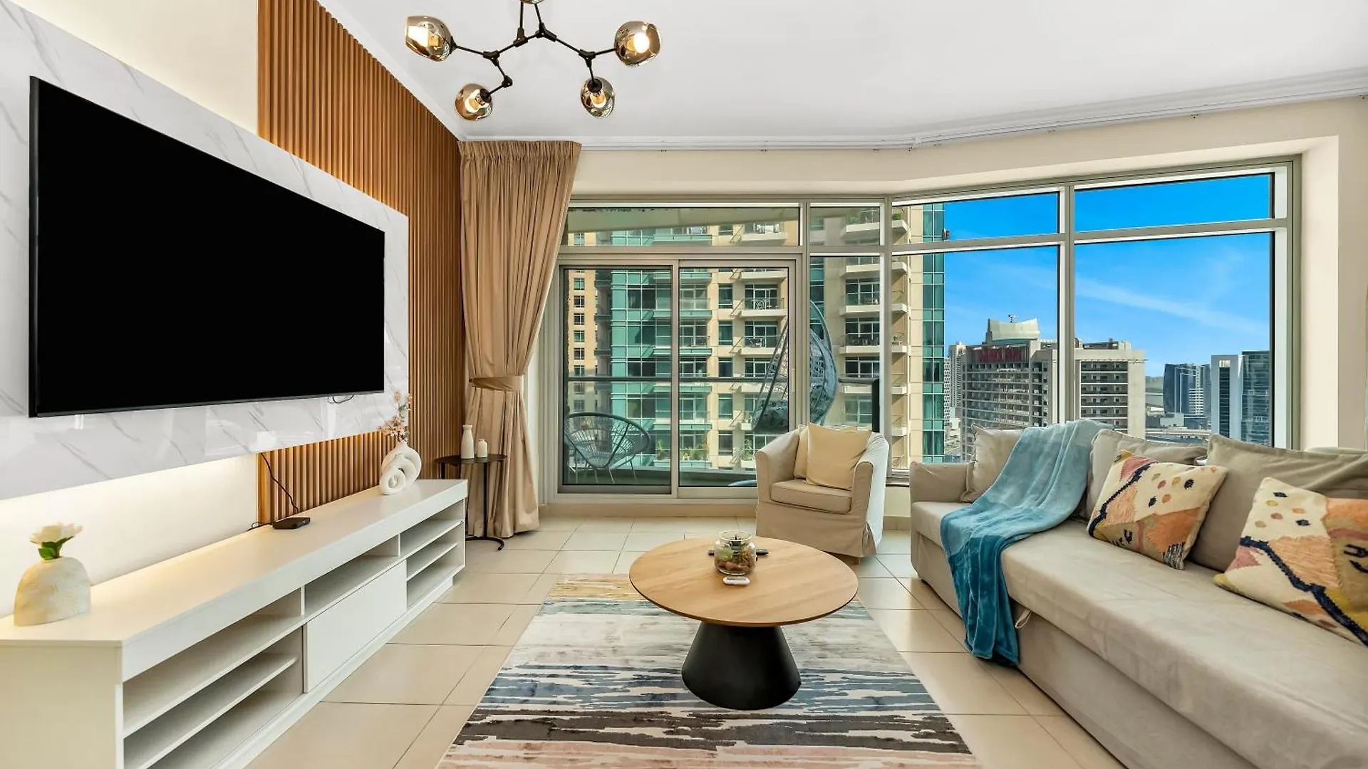 Prime Location - Amazing Burj Khalifa View Apartment Dubai