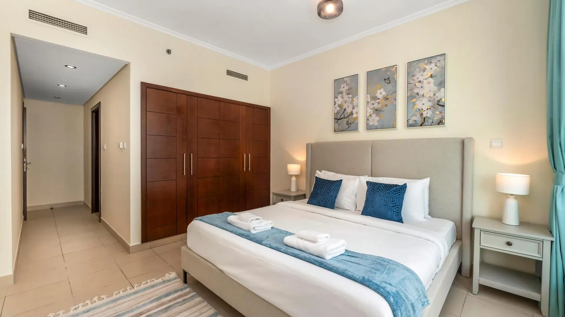 Prime Location - Amazing Burj Khalifa View Apartment Dubai