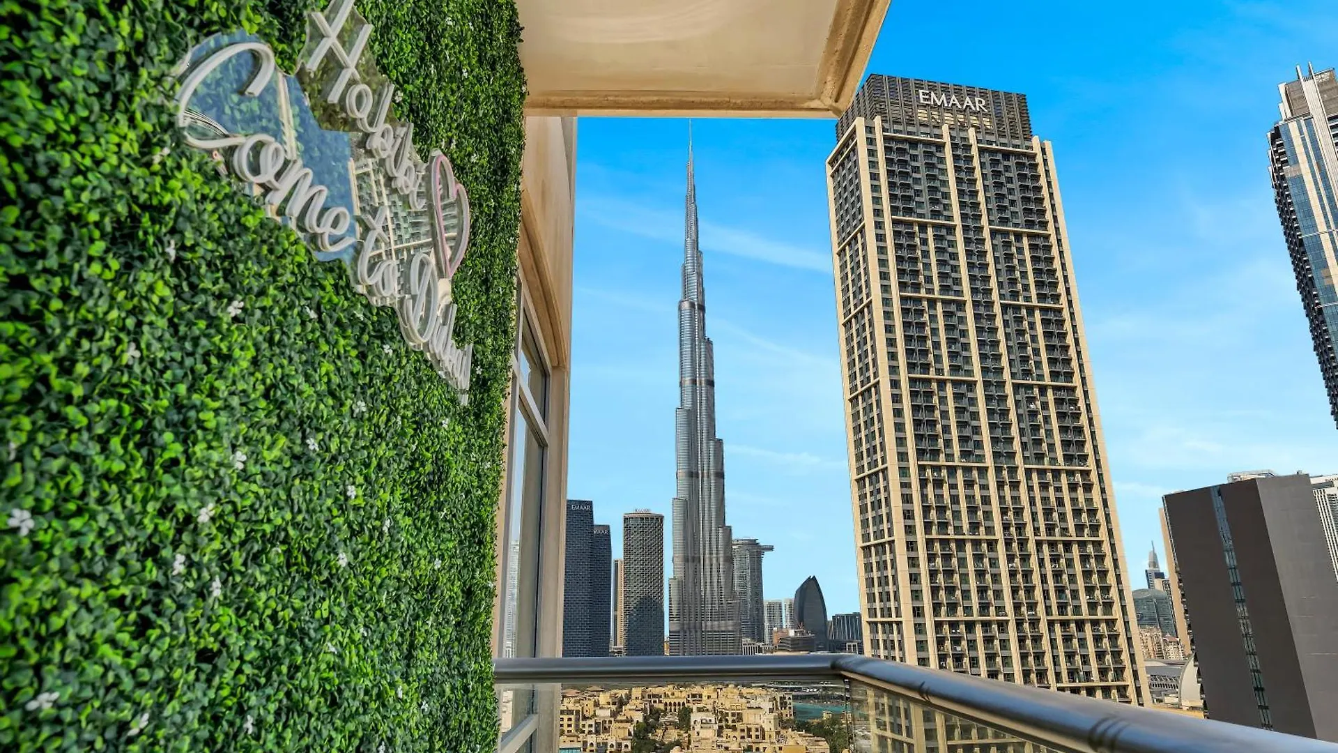 Prime Location - Amazing Burj Khalifa View Apartment Dubai