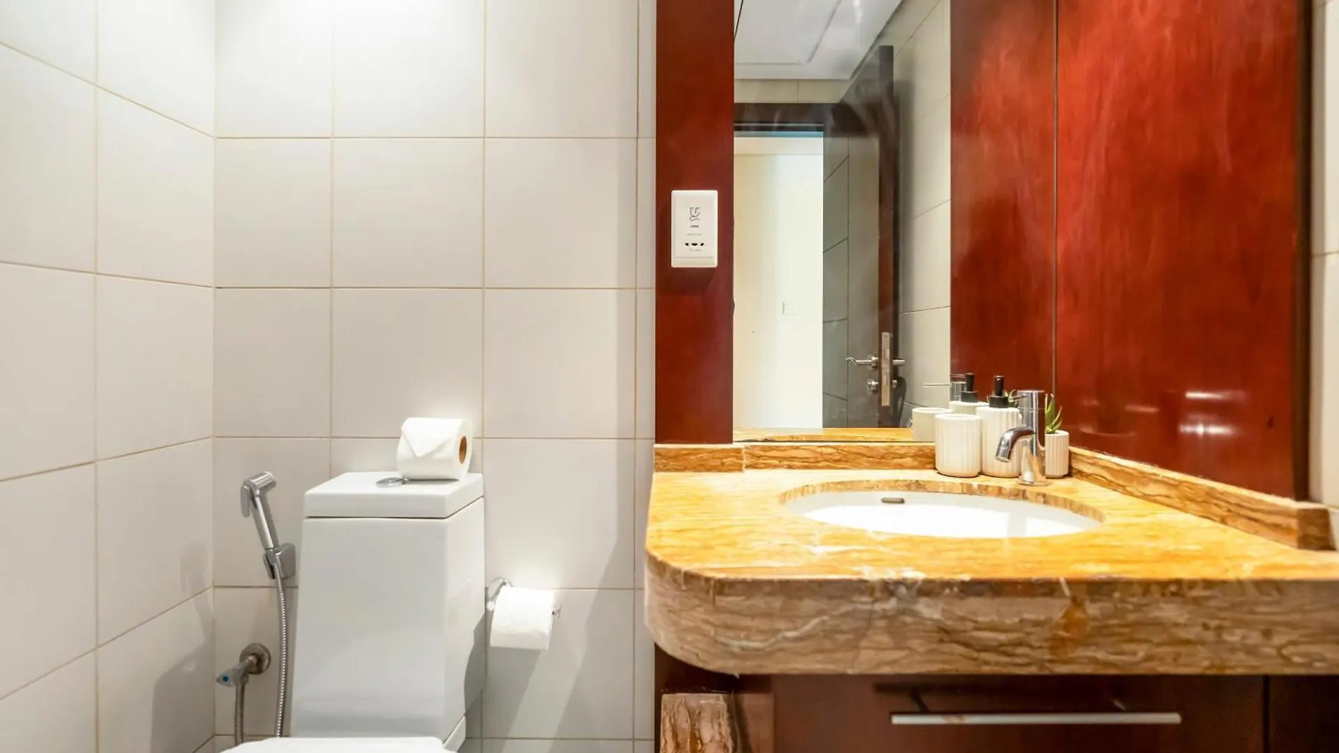 Prime Location - Amazing Burj Khalifa View Apartment Dubai